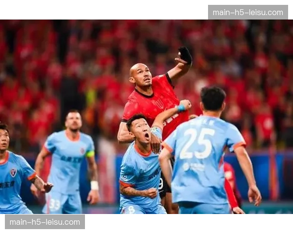 成都蓉城主场2-1逆转云南玉昆，索罗金头球扳平费利佩制胜